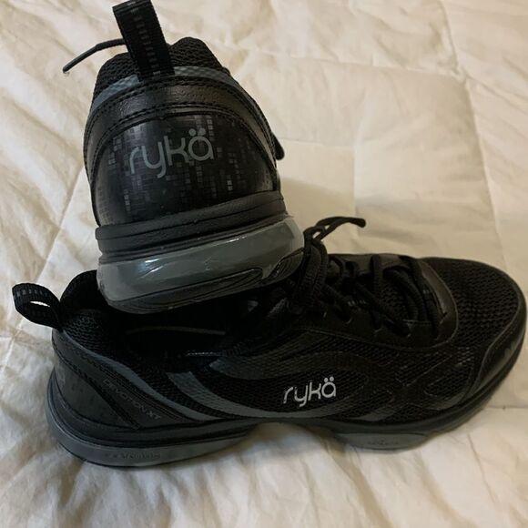 RYKA, devotion xt., ladies 9, like new - Picture 4 of 9